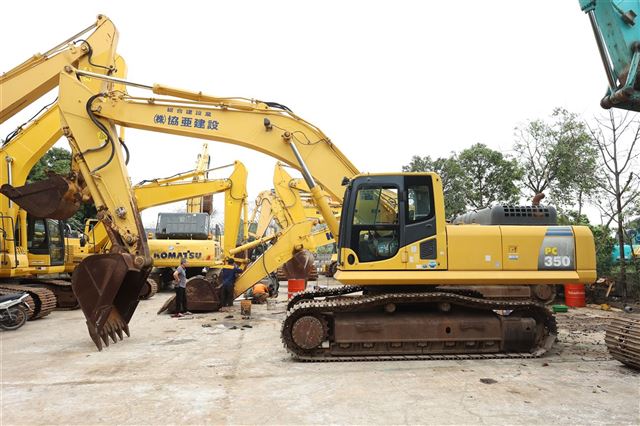 Wheeled excavator KOMATSU PC350-10