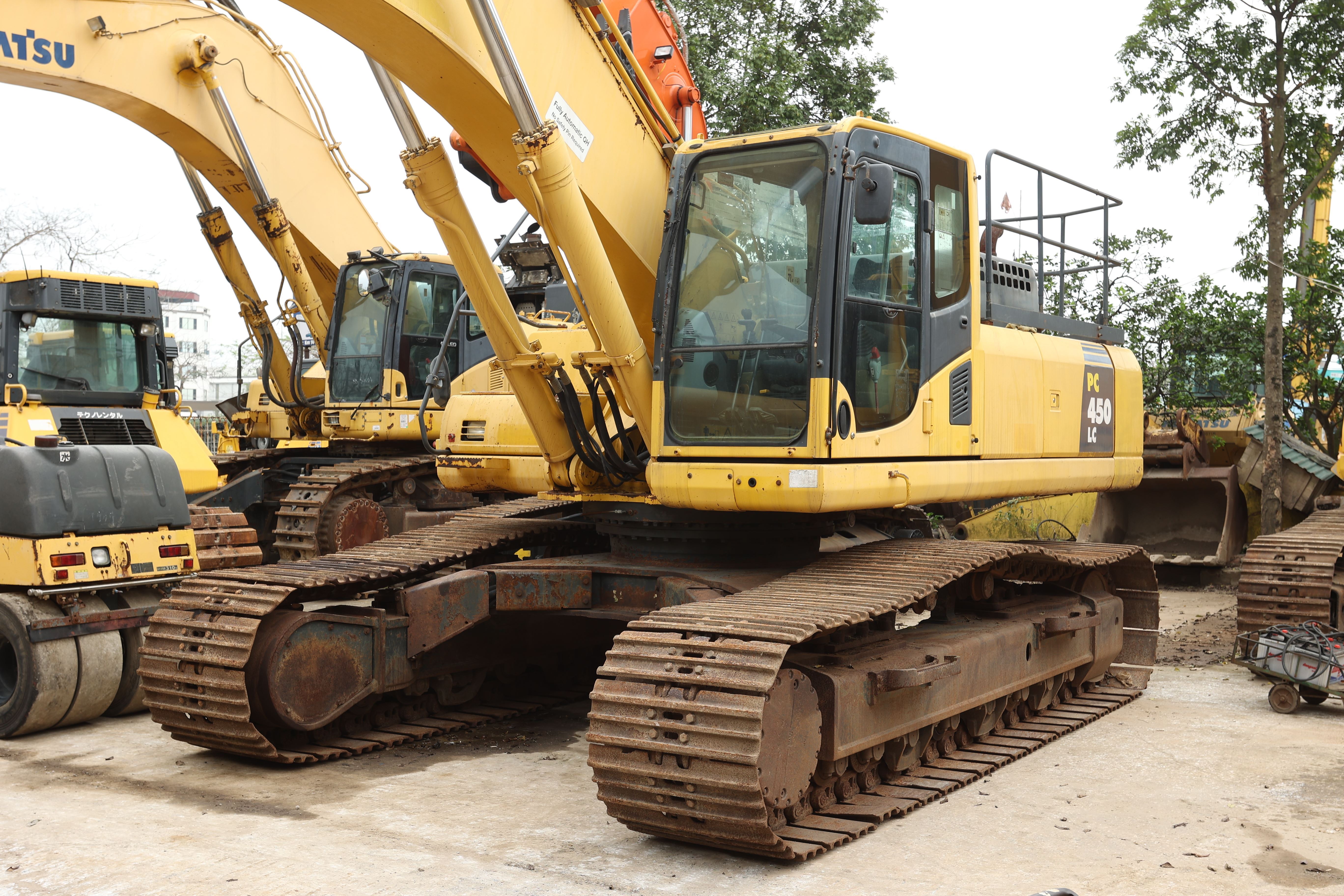  Wheeled excavator KOMATSU PC450-10